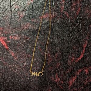 Gold plated Mrs. Necklace
